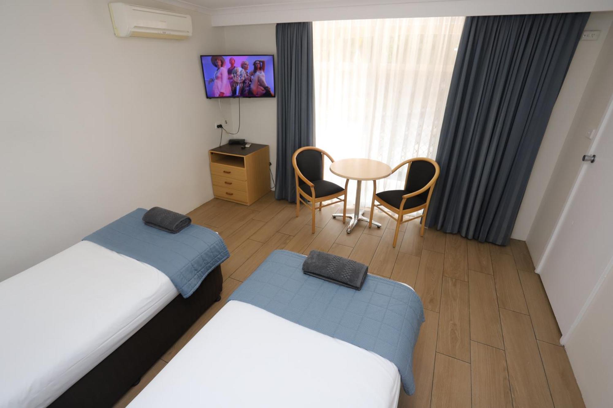 Sleepy Hill Motor Inn Реймонд-Террас Екстер'єр фото