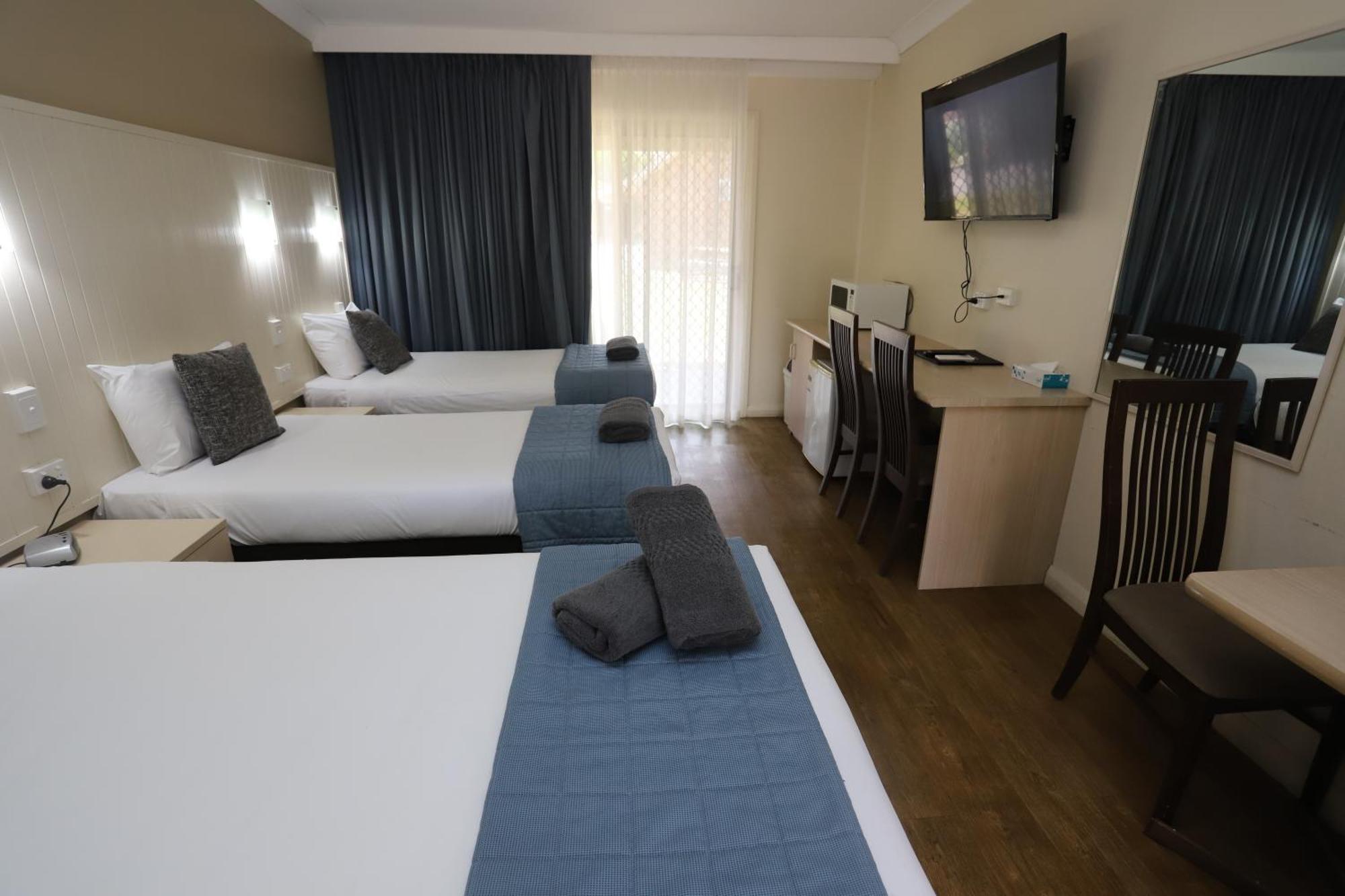 Sleepy Hill Motor Inn Реймонд-Террас Екстер'єр фото
