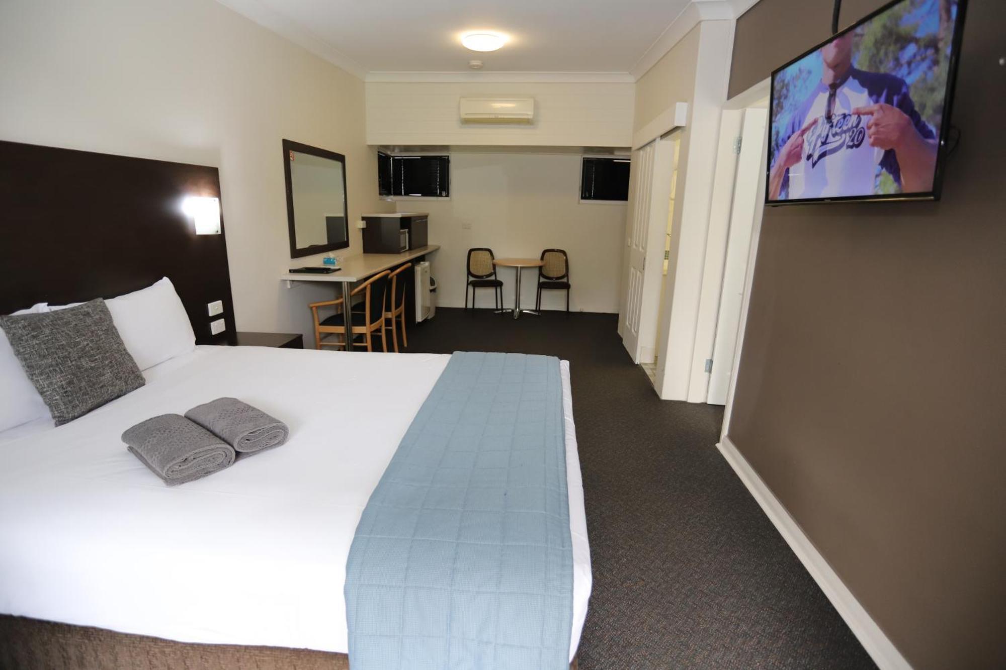 Sleepy Hill Motor Inn Реймонд-Террас Екстер'єр фото
